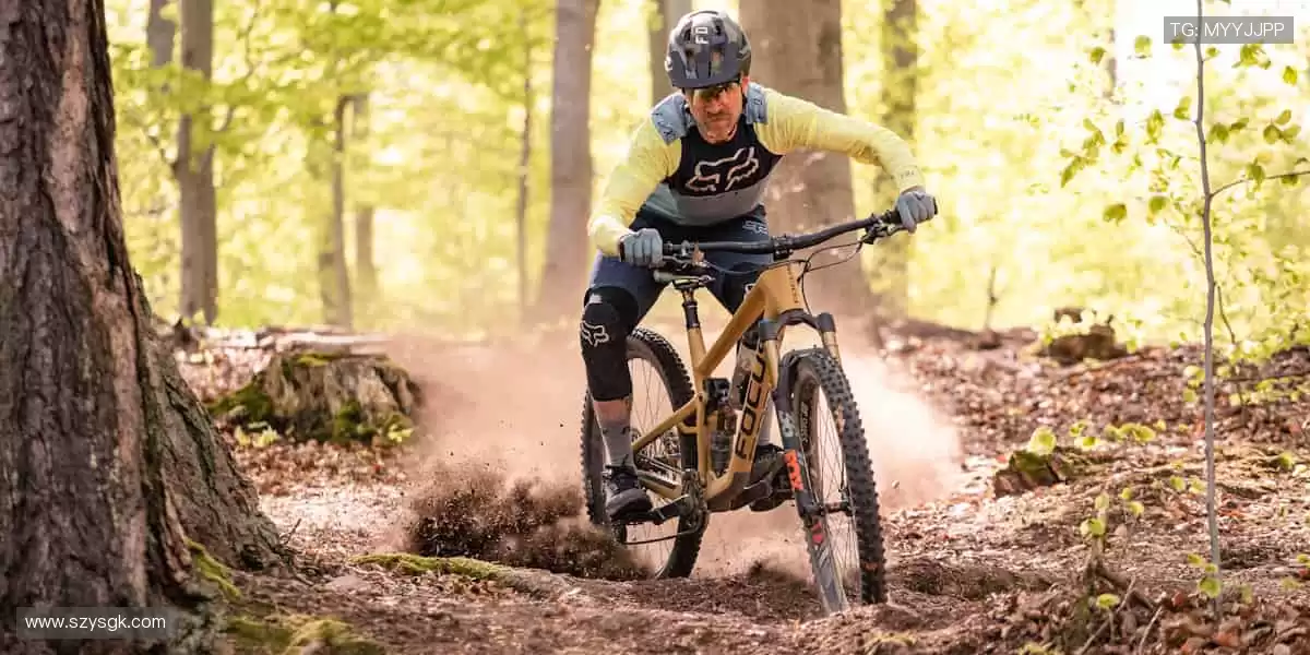 用细节点燃热爱，体育周边新主张！🔥